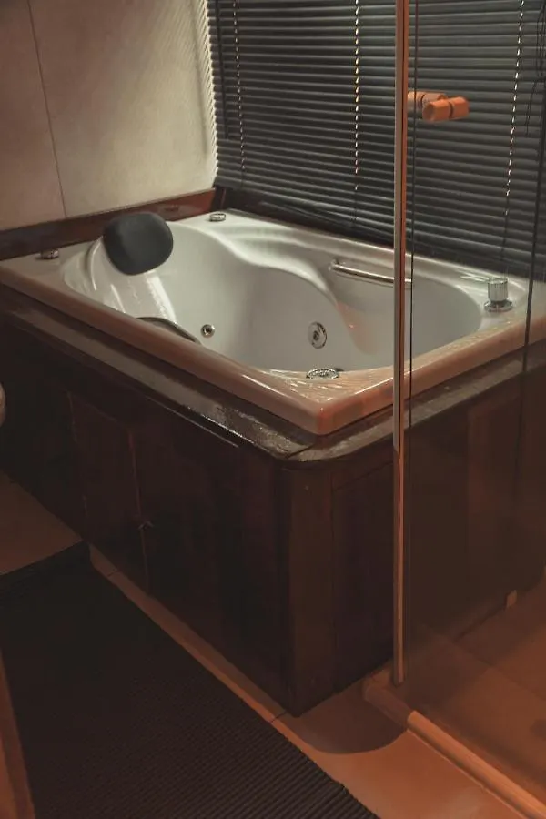 Cabana Em Meio A Natureza Com Piscina. Vila Rodeio